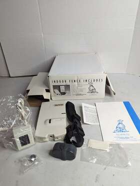 21st Century 95-101 Pets Indoor Dog Fence Collar Unit And Transmitter Open Box