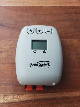 Free Spirit 046200090a In-ground Fence Replacement Transmitter Exc Cond