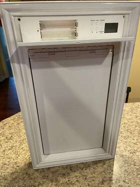 Rac00-13211 Invisible Fence Brand Inch Doorman Electronic Pet Door - Used Condition