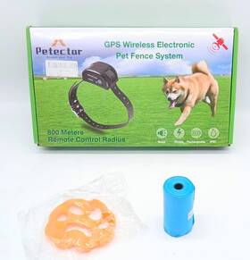Petector 076217162218 Gps Wireless Pet Fence System 800 Meters Bonus Doggie Pickup Bags Hair Remover