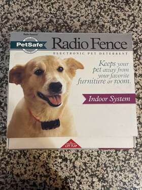 Petsafe 729849006027 Radio Fence Indoor System Electronic Pet Deterrent Transmitter Receiver