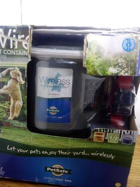 Petsafe Pic-300 Wireless Containment System New In Horrible Box