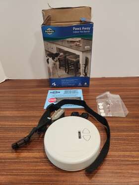 Petsafe Yu413 Pawz Away Indoor Wireless Adjustable Pet Barrier 2-12 Ft Radius Open Box